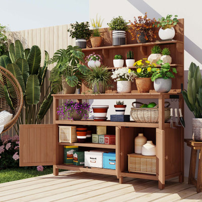Potting Bench With Hutch