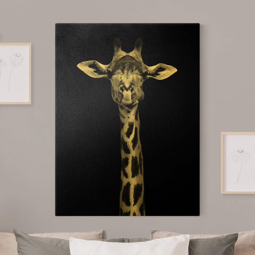 Leinwandbild Dunkles Giraffen Portrait