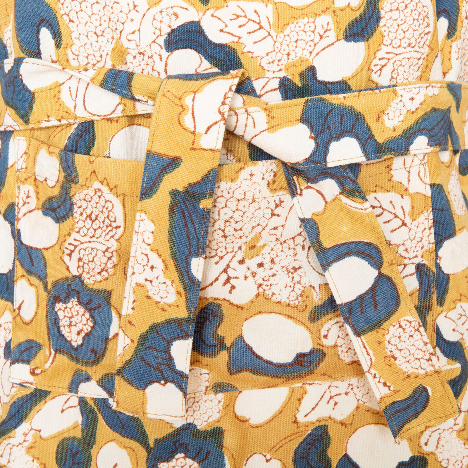 Bryssa 32" W x 36" L Apron, Mustard/Blue/White