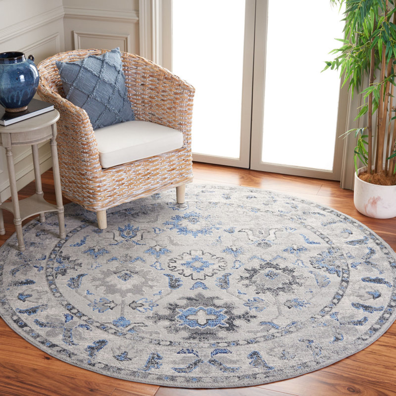 Odyssey Performance Oriental Rug, Round 6'7"