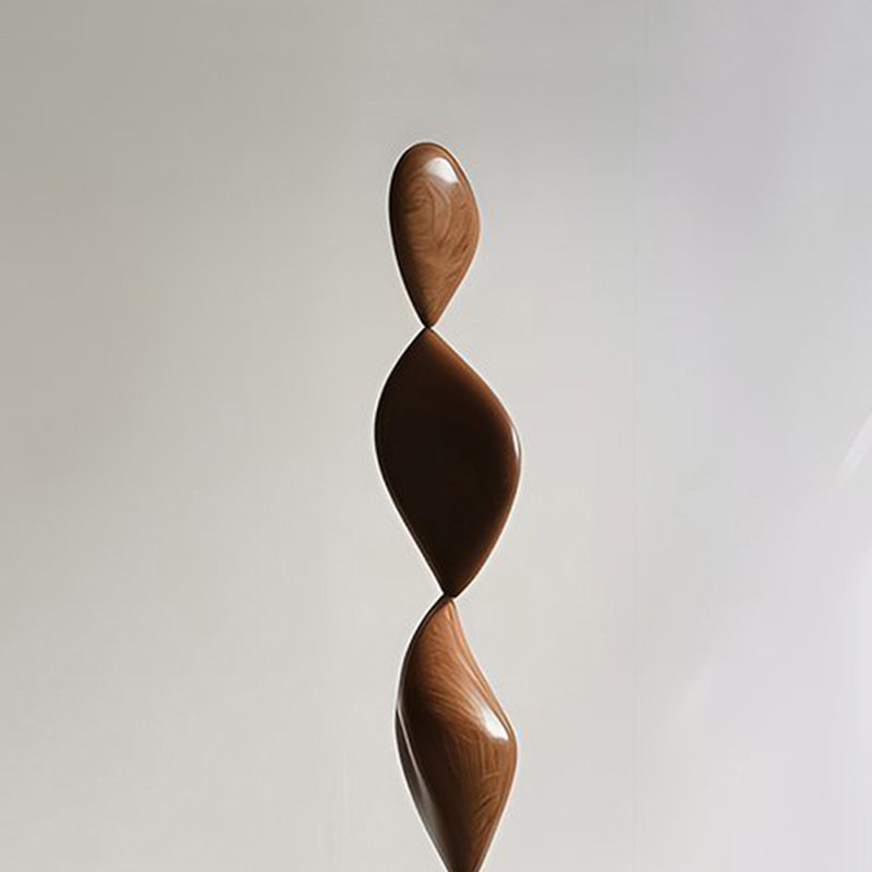 Ornements abstraits de sculpture sur bois