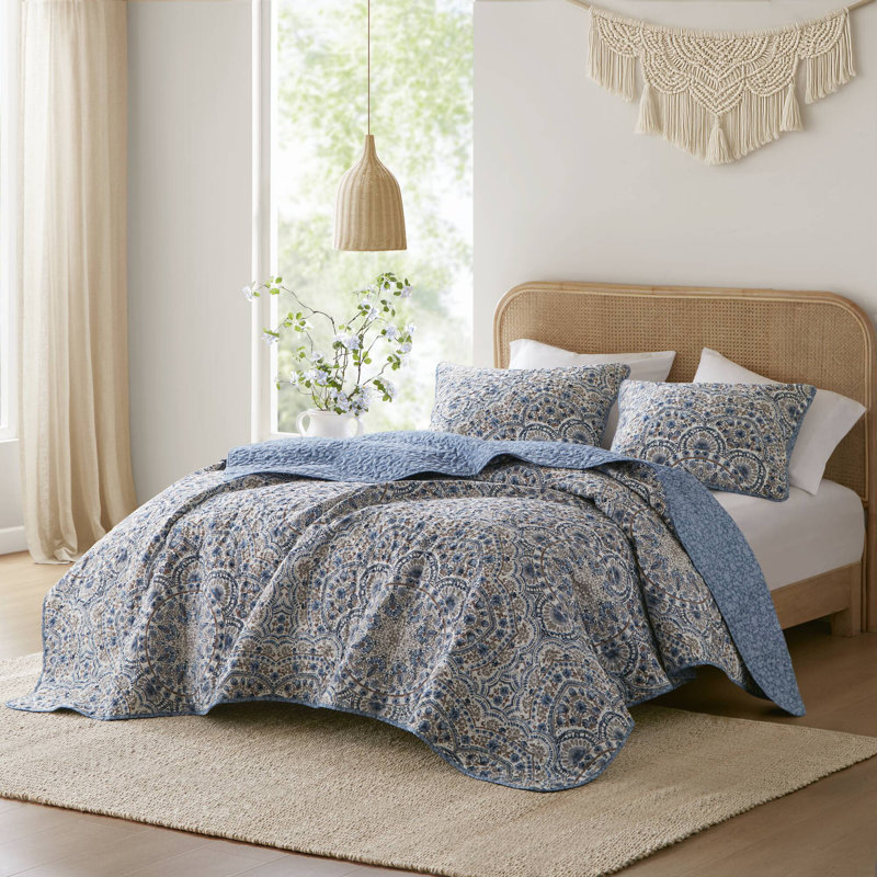 Courtepointe Valerie Boho, Motif floral bleu, Édredon pour très grand lit + 2 taies décorativ