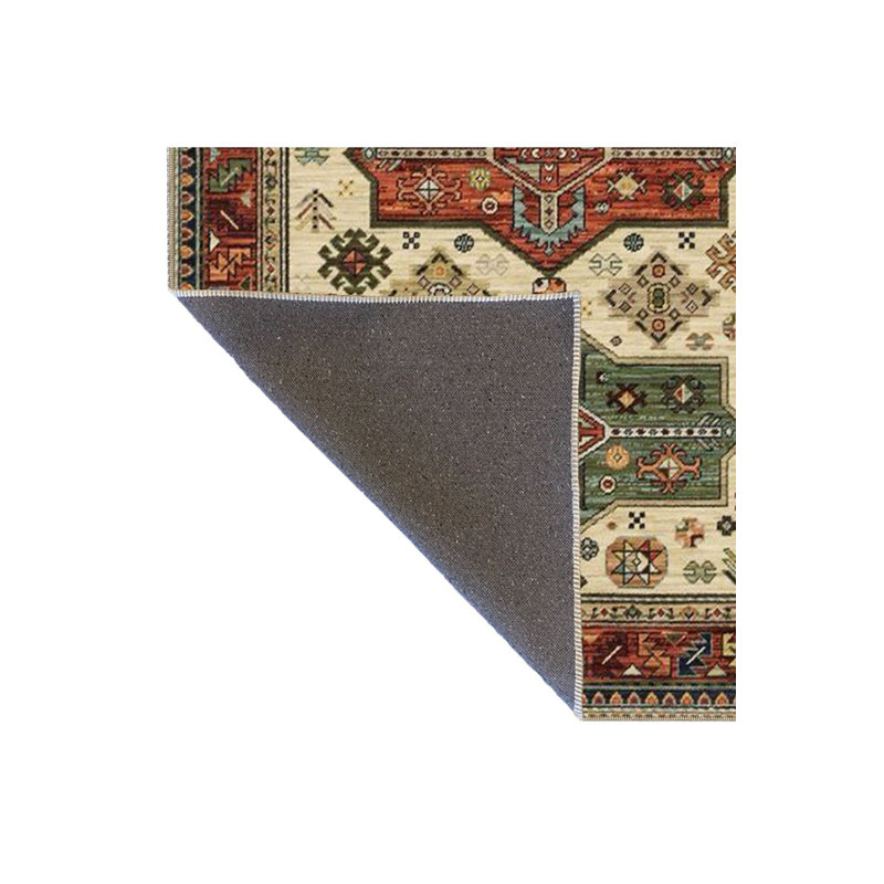 Tapis décoratif vert à motif traditionnel Green, Sous-tapis rectangulaire de 3 pi 3 po x 4 pi 11 po