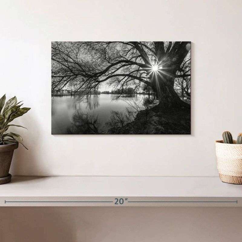 Harnek BW Lakeside Tree, 8" H x 12" W