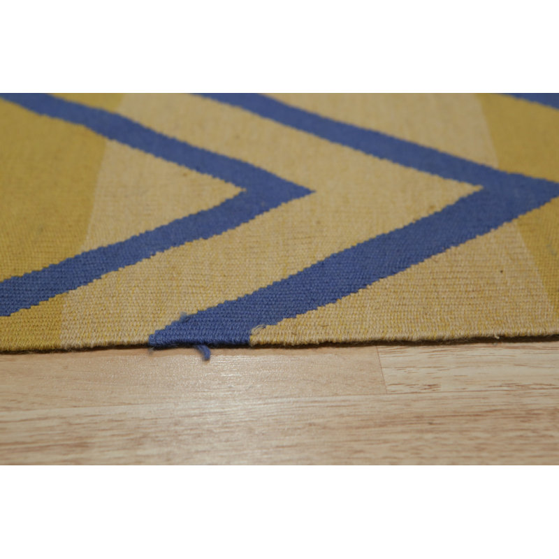 Magnifique tapis en laine jaune Timeless