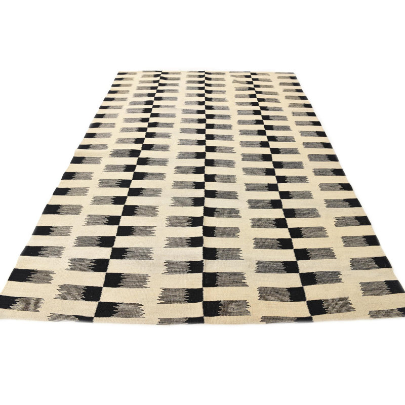 Tapis noir et blanc Noor