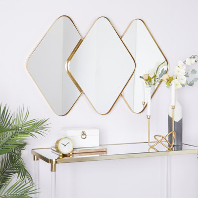 Metal Overlapping Diamond Room Wall Mirror with Gold Frame