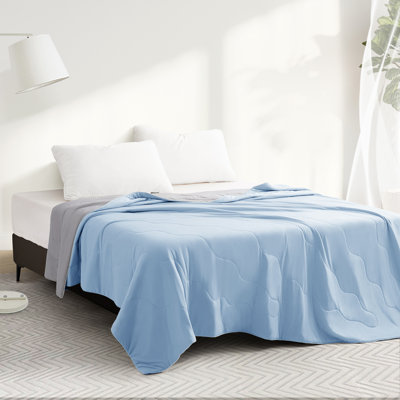 Double-Sided Cooling Comforter for Night Sweats Hot Sleepers, Machine Washable