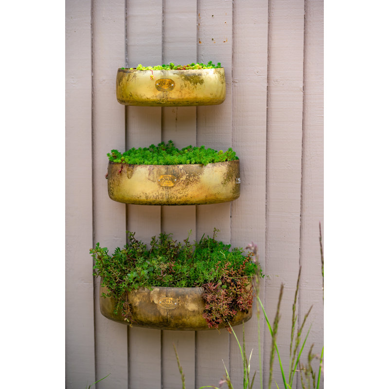 Gartman Metal Wall Planter