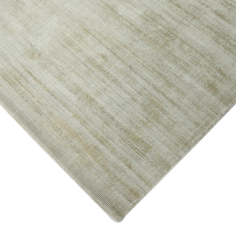 Handwoven Elegance Reversible 5' x 8' Sand Viscose Area Rug