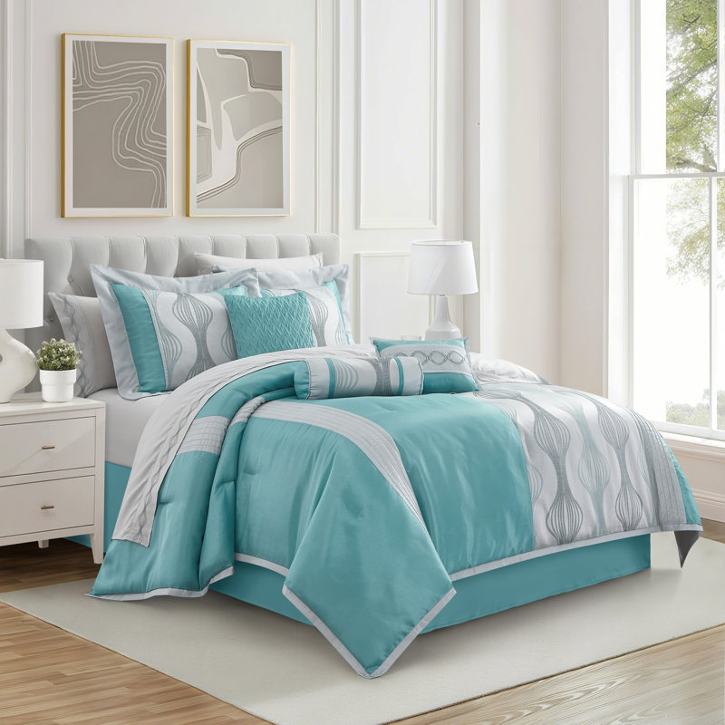 Ensemble d'édredon en jacquard en microfibre 15 pièces Kath, Bleu, Cal. King Comforter + 14 Additional Pieces