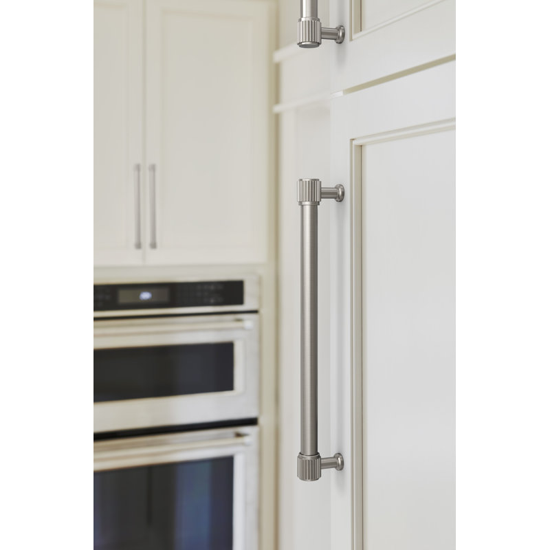 Farewind Centre-to-Centre Cabinet Pull, 8 13/16", Satin Nickel