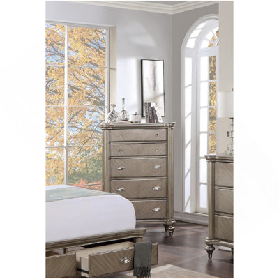 Luxury Classic Antique Silver / Champagne Finish 1Pc Chest Of Drawers Storage Space Bedroom Furniture