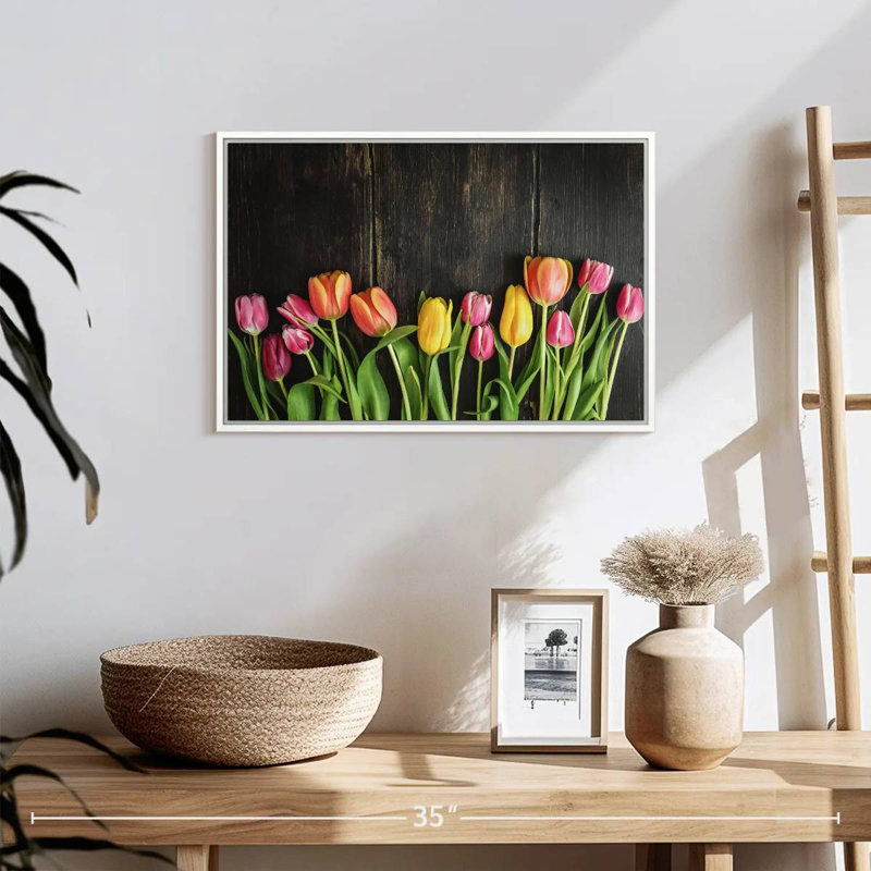 Tulipes sur bois, Cadre flottant blanc, 19 po x 13 po
