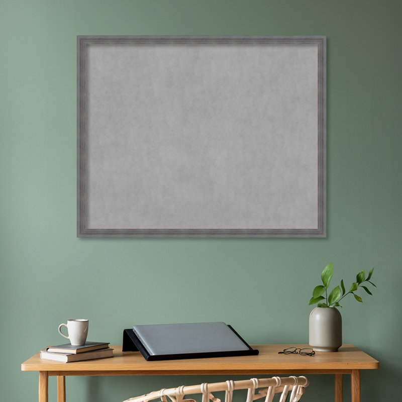 Tableau d'affichage mural magnétique, H 34 po x l 42 po x P 1 po