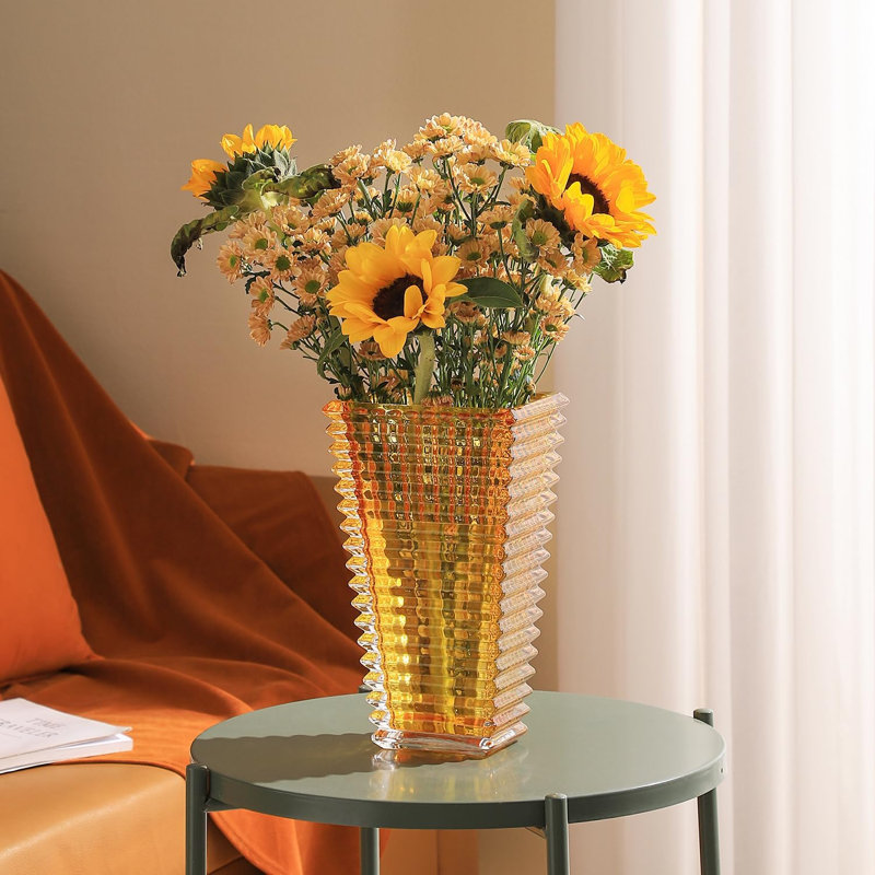 Vase de table Anthonique, H 4,7 po x l 5,5 po x P 11 po, Jaune