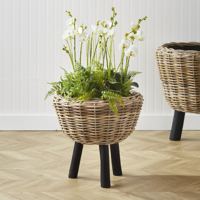 Round Plant Stand, 16" H x 17" L x 17" D