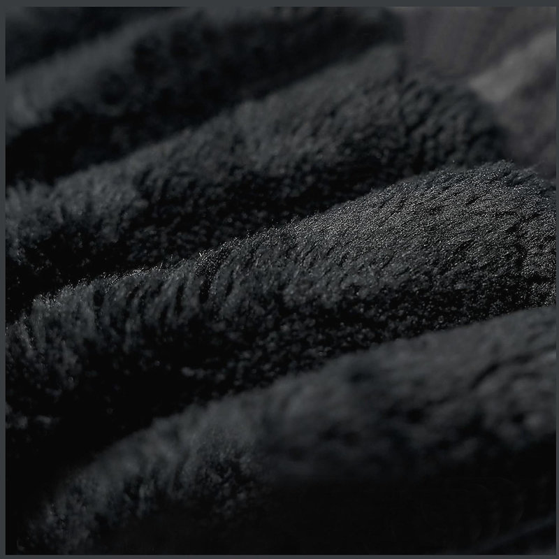 BLACK single seater