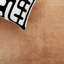 Tapis beige clair fait à la main