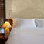 10.05cm x 53cm Metallic Finish Wallpaper Roll-15761791