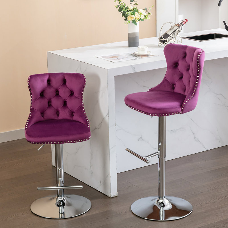 Tabourets de bar pivotants en mauve à hauteur réglable avec repose-pieds, Siège mauve / cadre argenté