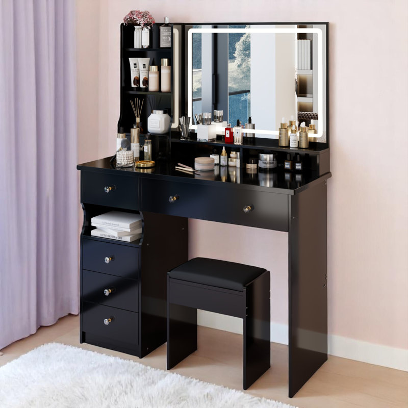 Coiffeuse de maquillage, Noir
