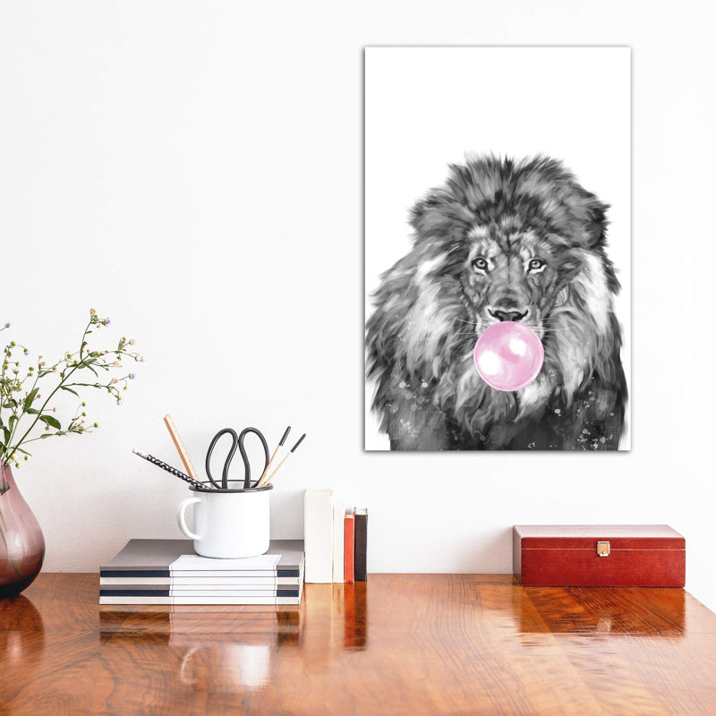 «Bubble Gum Lion» par Big Nose Work - impression d'art graphique, Toile tendue, Aucun mat, H 40 po x l 26 po x P 1,5 po
