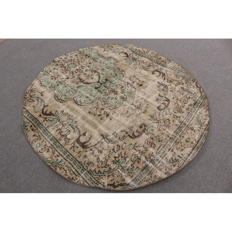 Tapis rond élégant pour votre chambre de bébé ou cuisine dans un style turc brun chaud d'Anatolie