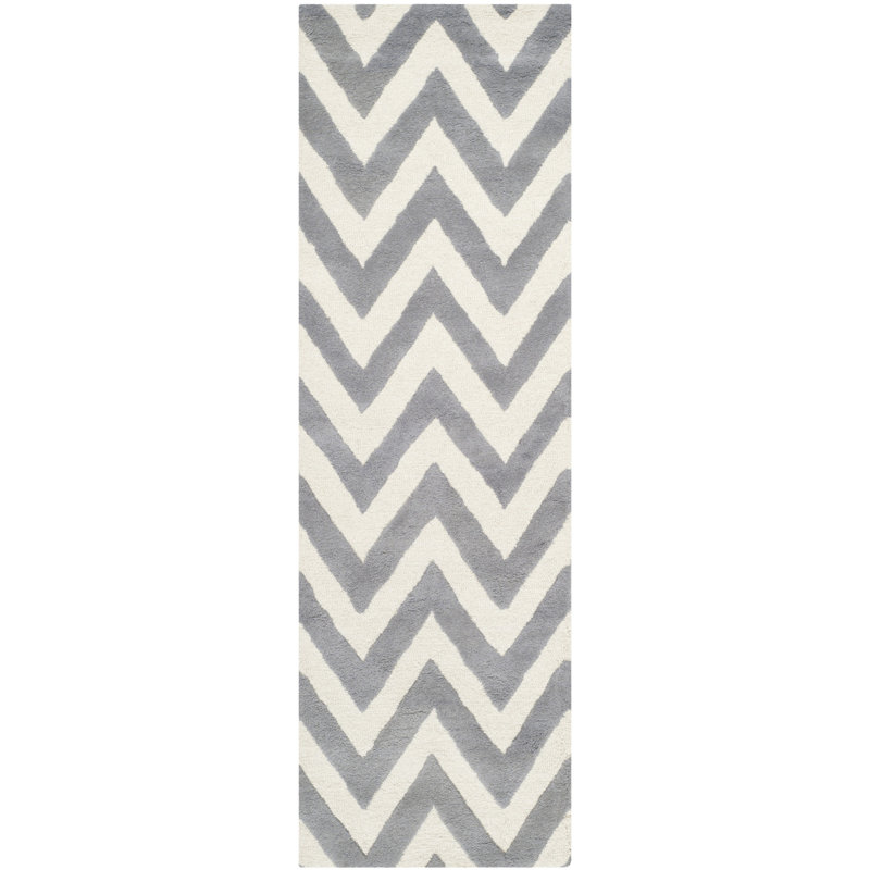 Tapis argenté/ivoire tuffeté à la main Kyleigh, Runner 2'6 "x 6 '