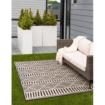Outdoor Preen Area Rug Black-Ivory Color
