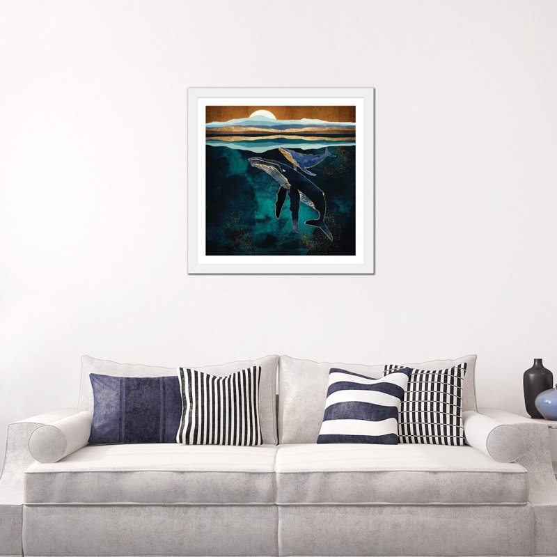 Moonlit Whales - impression d'art graphique, Blanc, H 24 po x l 24 po x p 1 po, Papier encadré blanc