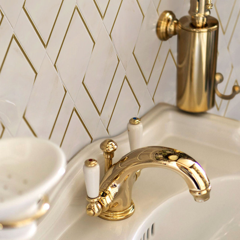 Natural Blanco 4.5" x 8.25" Mosaic Wall Tile, White/Gold