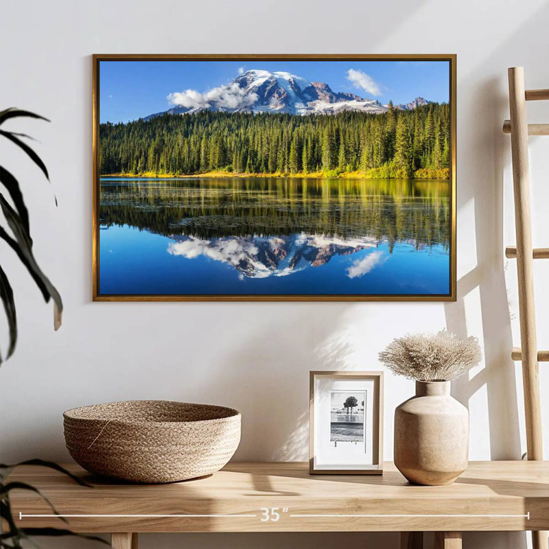 Lac alpin près du mont Rainier, 25 po x 17 po, Cadre flottant doré