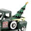 Petit camion avec arbre de noël-745389514