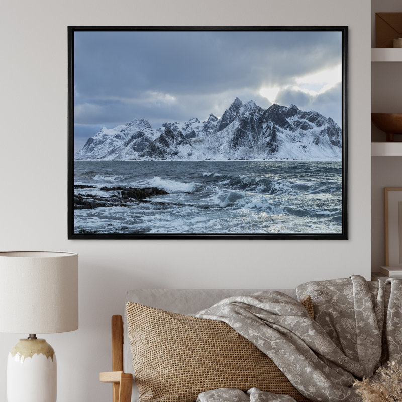 Dans le désert de l'Alaska I, H 12 po x l 20 po x P 1 po, Cadre flottant noir