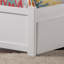 Lit plateforme en bois massif avec pied de lit Lundy-87940218-87940219