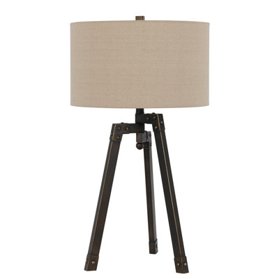 Diaw Metal Tripod Lamp