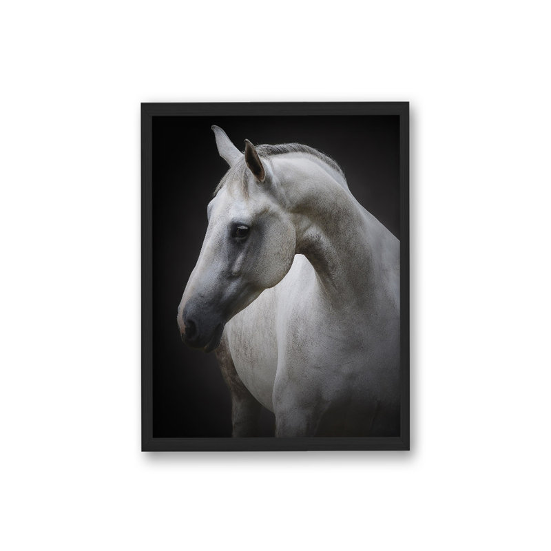 Maggie - reproduction de photo sur toile, Art mural noir encadré texturé, H 14 po x l 10 po