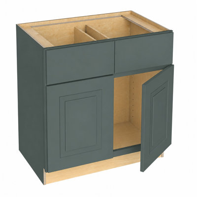 Gallery Express Briar Assembled 33 in W x 24 in D x 34.5 in H Sink Base Kitchen Cabinet with Sft Close in Meadow