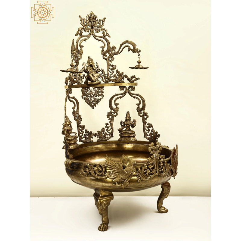 Statue Lakshmi-Ganesha-Sarasvati Urli avec lampes suspendues
