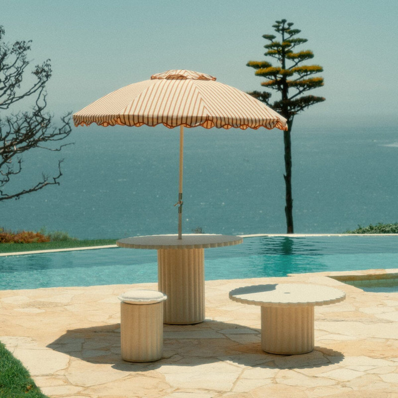 Daisy Table, 18.5" H x 37.5" W x 37.5" D
