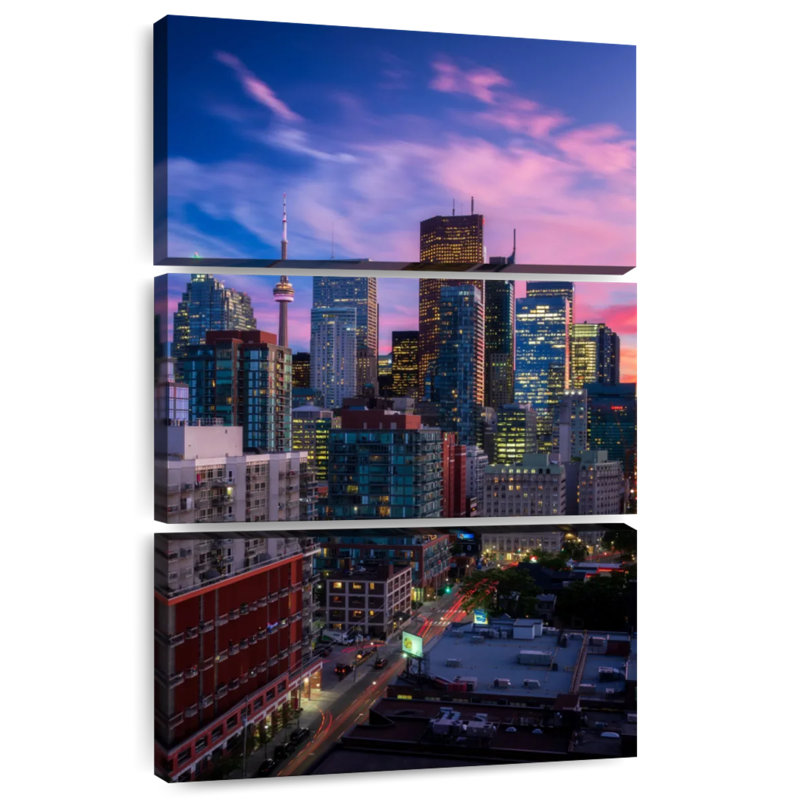 Sirci, ciel du crépuscule de Toronto, H 38 po x l 24 po