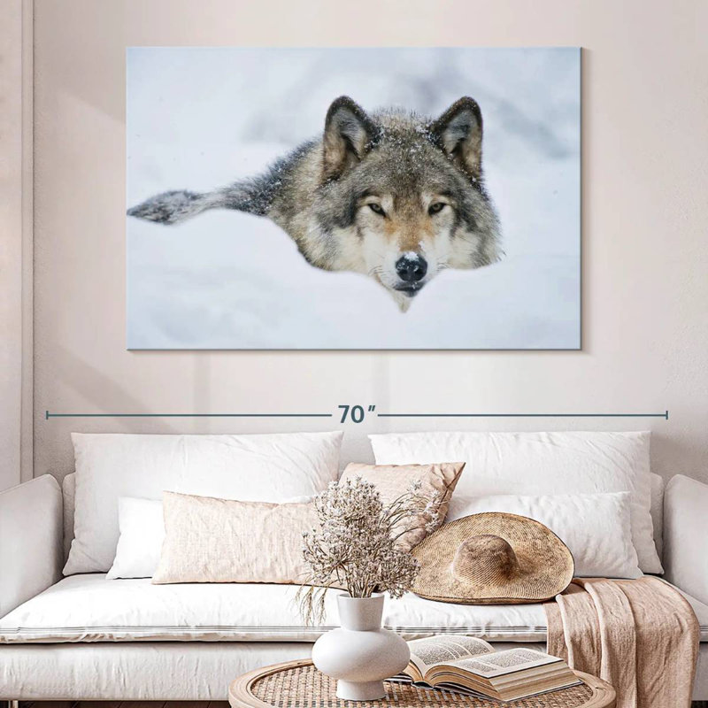 Wolf In Snow, H 34 po x l 51 po