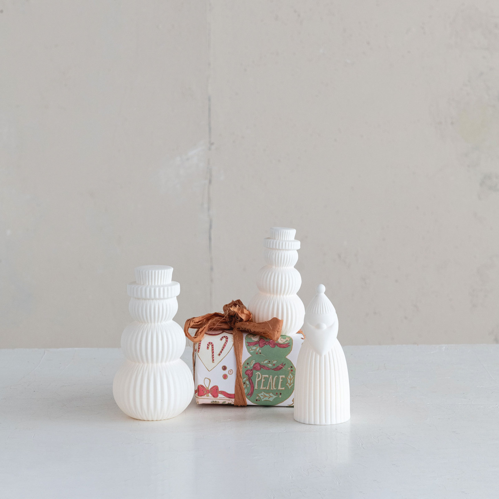 Novelty Decorative Accent