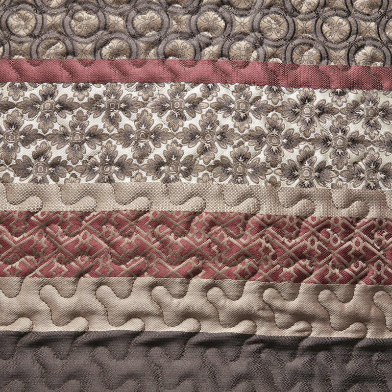 King Red and Brown Reversible Jacquard Bedspread Set