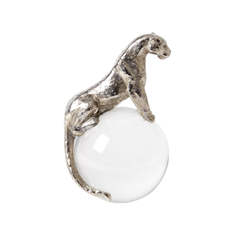 Jaguar sur une sphère de cristal, Nickel