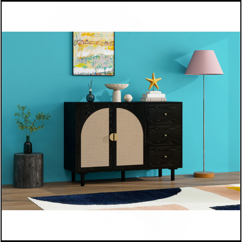 Armoire polyvalente à 2 portes et 3 tiroirs pour plusieurs pièces, rehaussant le rangement et le style.