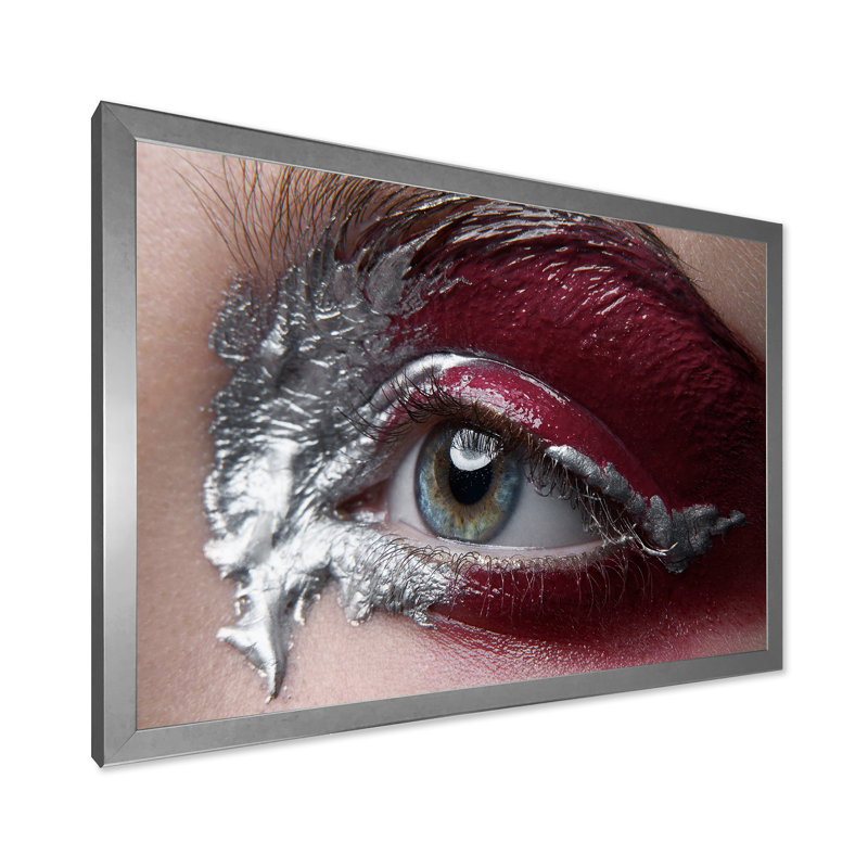 Retouchée - photographie sur toile, Toile avec cadre argenté, H 12 po x l 20 po x P 1,5 po
