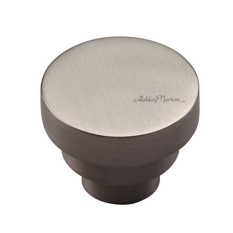 Bouton d'armoire rond, Nickel satiné, 1 1/4"