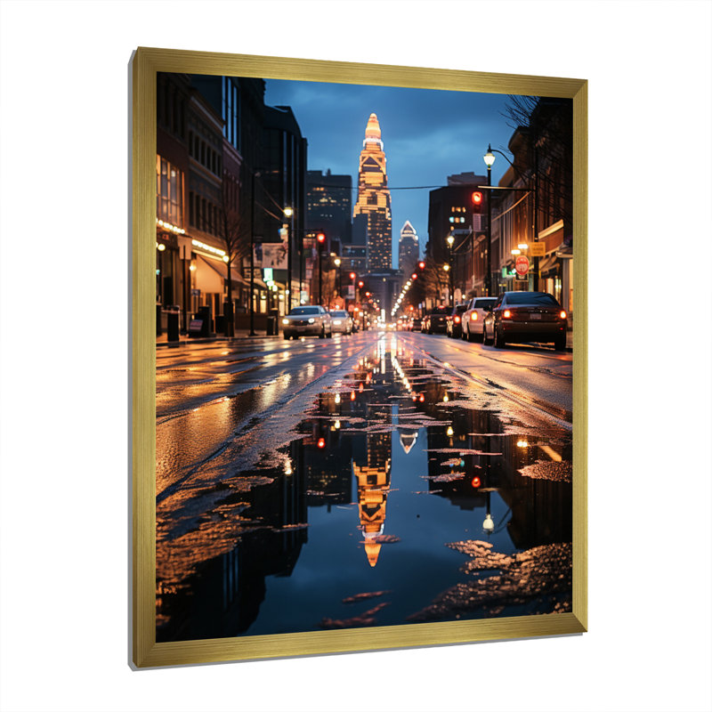 Leilanis Charlotte Cityscape At Night IV, reproduction d'art sur toile, H 32 po x l 16 po x P 1 po, Encadrement doré